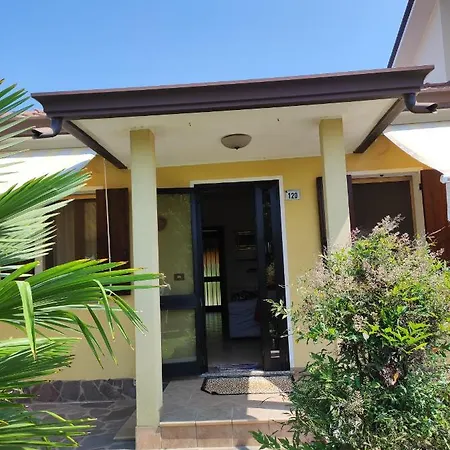 Perla Del Delta بيت للعطل *